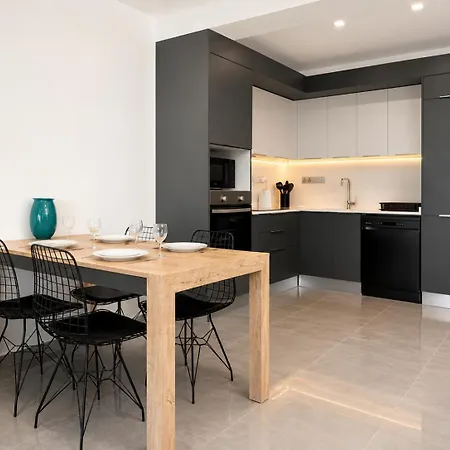 Nothern Cyprus Courtyard Long Collection & Apartment