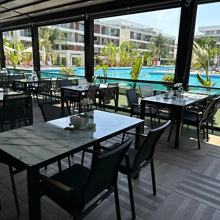 Nothern Cyprus Courtyard Long Collection &